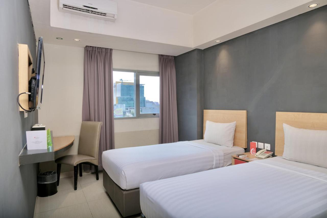 Hotel @Hom Semarang Simpang Lima Zewnętrze zdjęcie